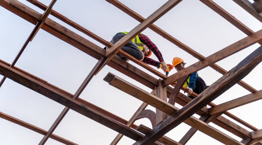 Professional gutter cleaning services in Brackettville, TX